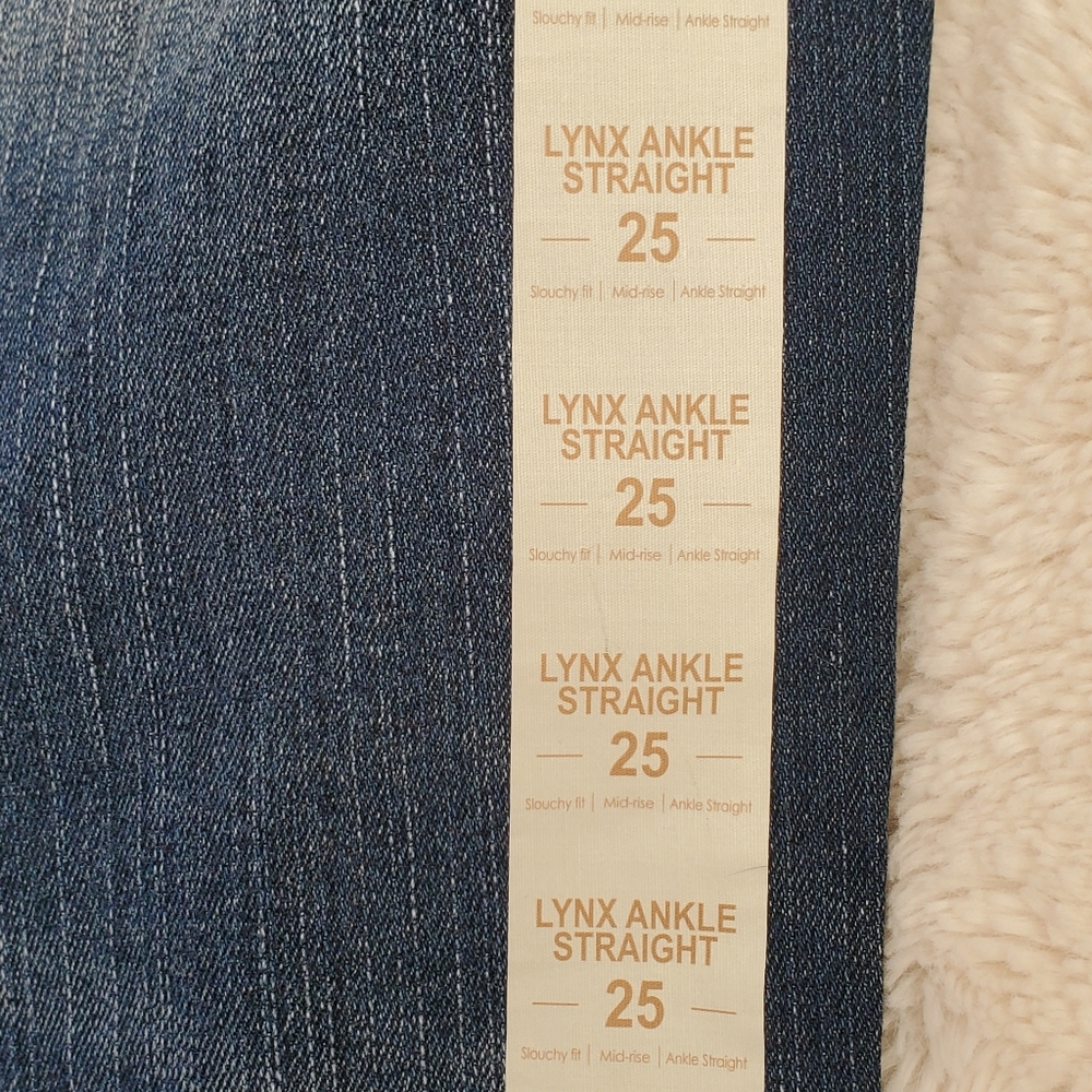 Buckle Daytrip Refined Lynx Slouchy Ankle Straight Jean - Picture 6 of 10